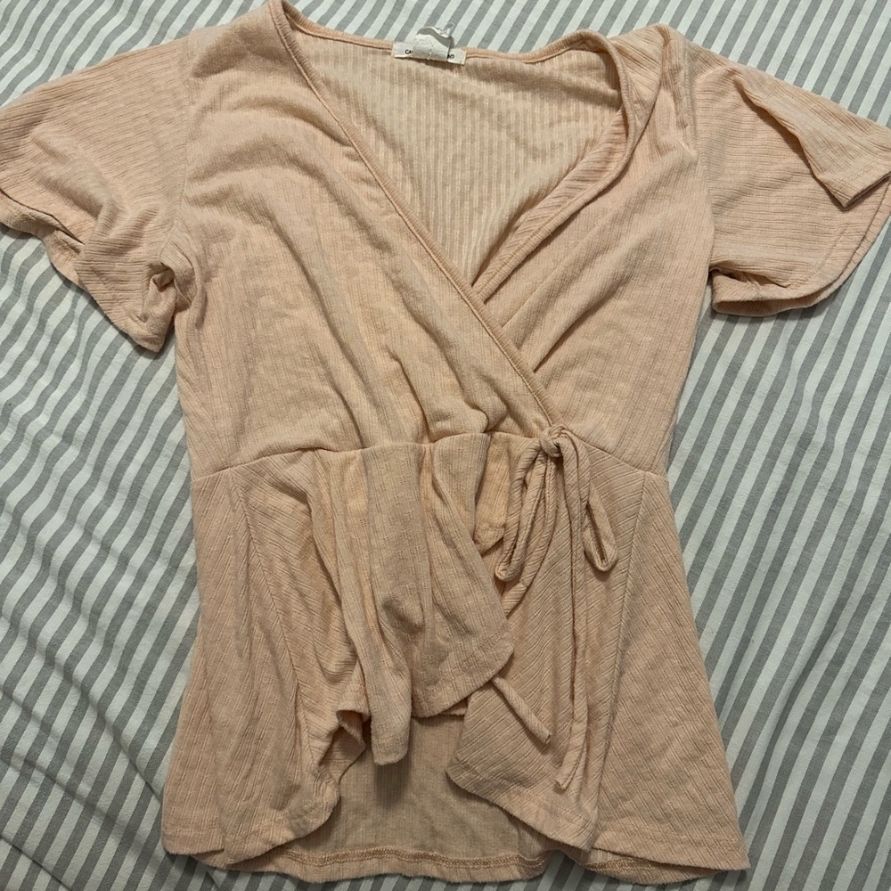 Light pink shirt sleeve shirt size medium